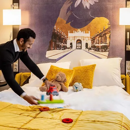 Hotel Mercure Centre Place Stanislas 4*