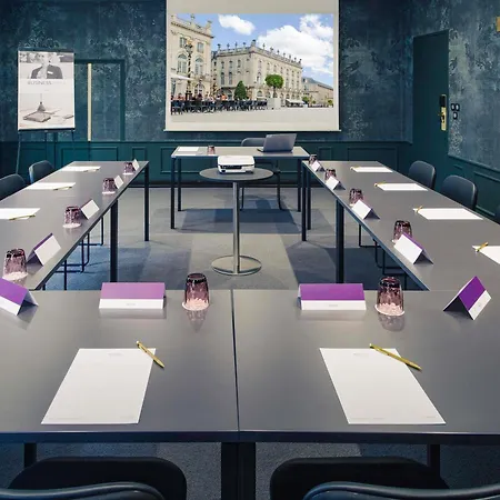 Отель Mercure Centre Place Stanislas Нанси