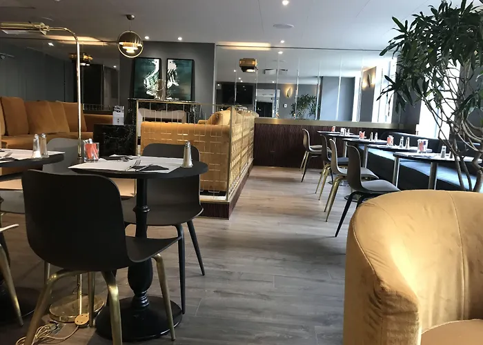 Отель Mercure Centre Place Stanislas Нанси