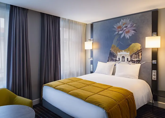 Отель Mercure Centre Place Stanislas Нанси
